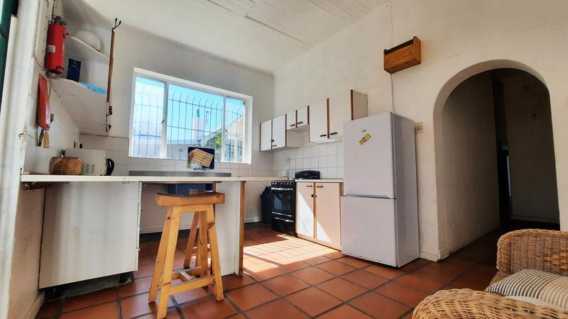 To Let 6 Bedroom Property for Rent in Observatory Western Cape